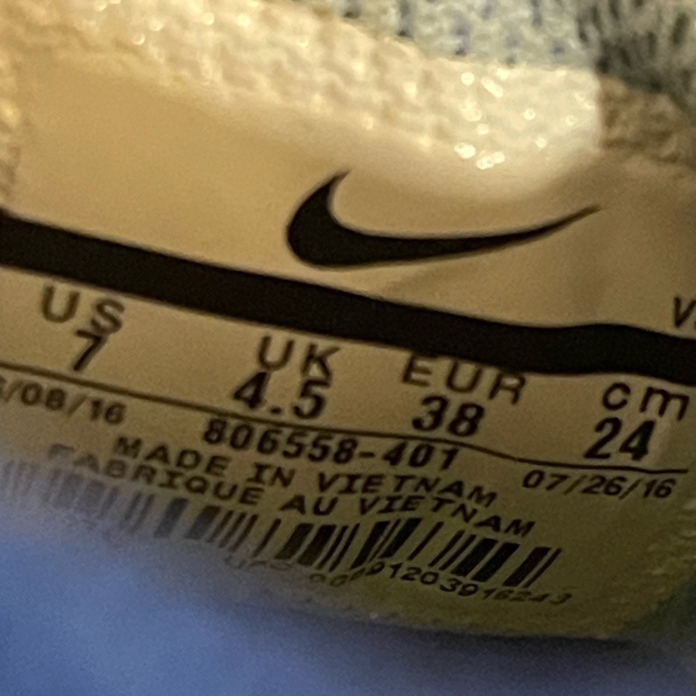 Nike blue rival s cleats - Picture 6 of 10
